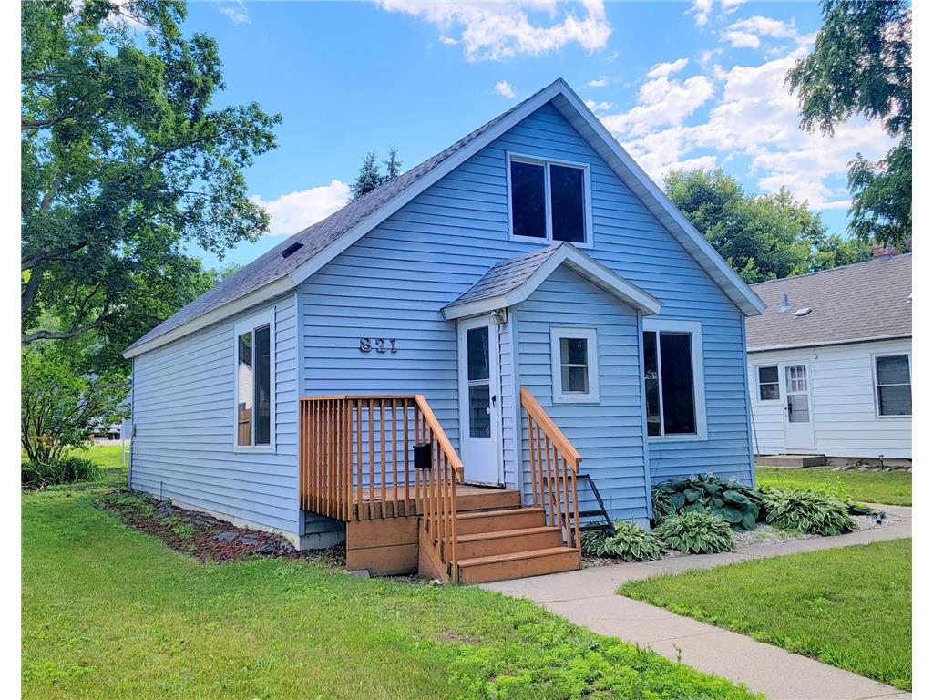 821 W Summit Avenue, Fergus Falls, MN, 56537 MLS 6234394 Edina Realty