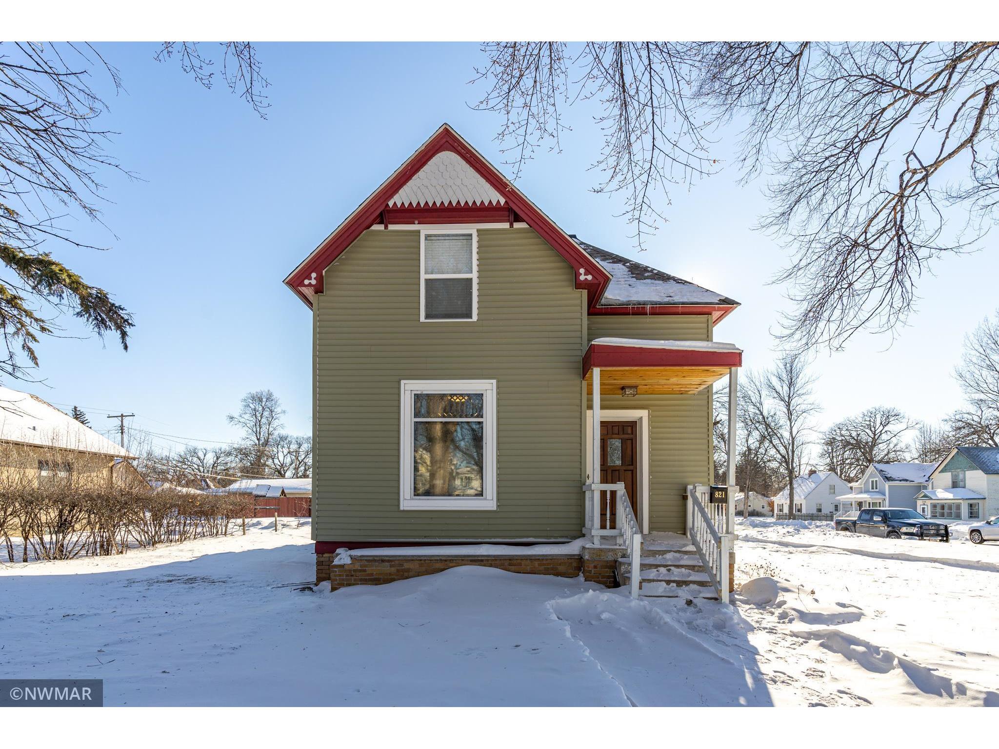 821 Woodland Avenue, Crookston, MN, 56716 MLS 6143732 Edina Realty