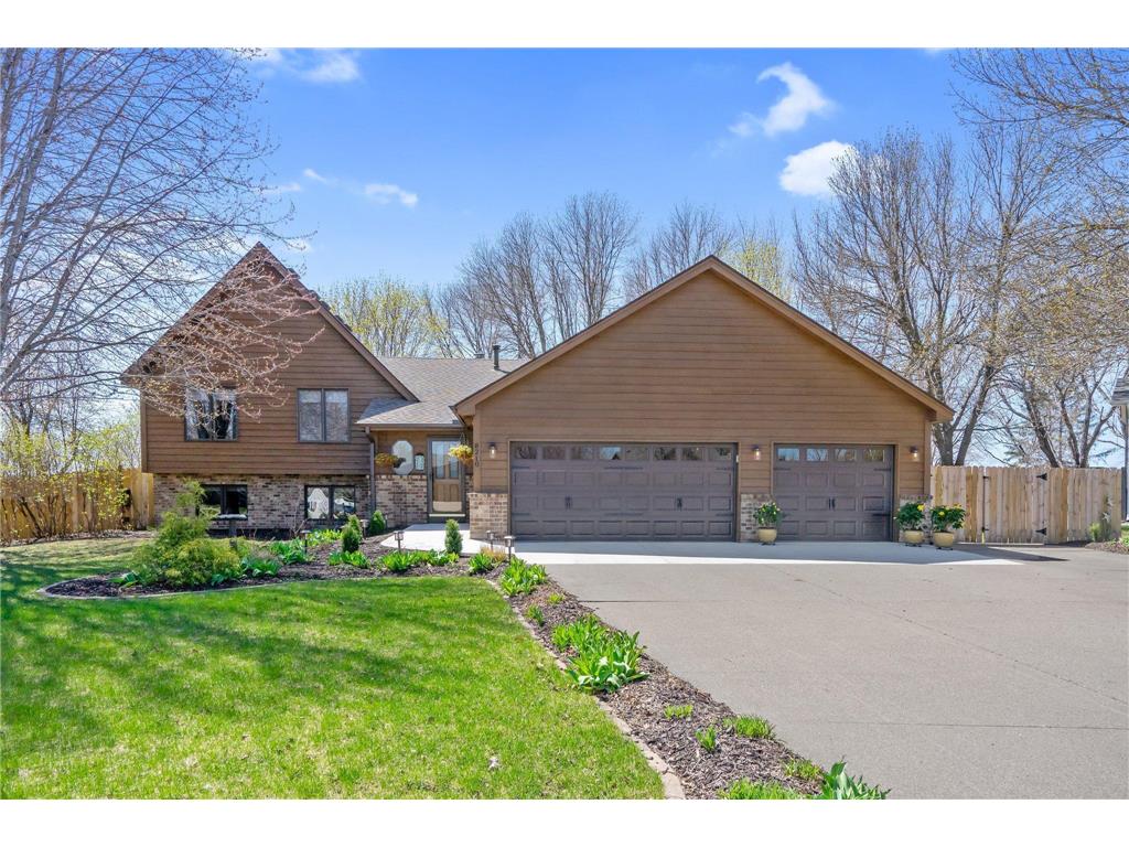 8210 208th Street W Lakeville MN 55044 6365598 image1