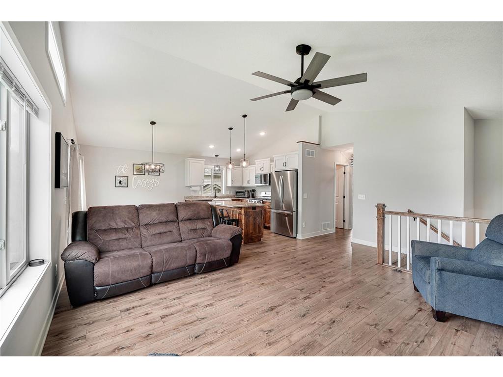 8210 383rd Street North Branch MN 55056 7106165 image14