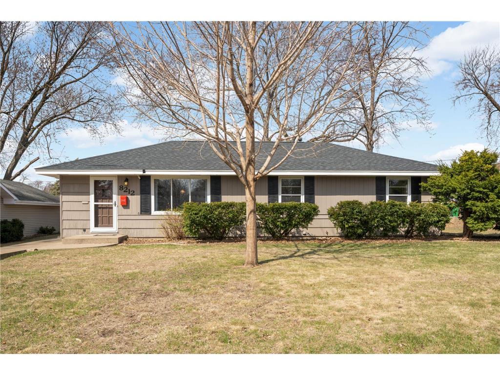 8212 Bryant Avenue S Bloomington MN 55420 6700721 image1