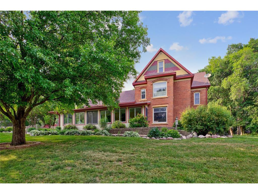 82126 280th Street, Madelia, MN, 56062 MLS 6356284 Edina Realty