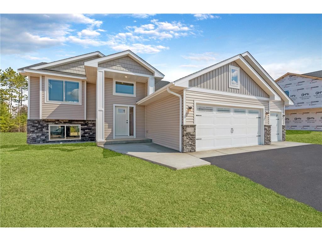 8213 383rd Street North Branch MN 55056 6363719 image1