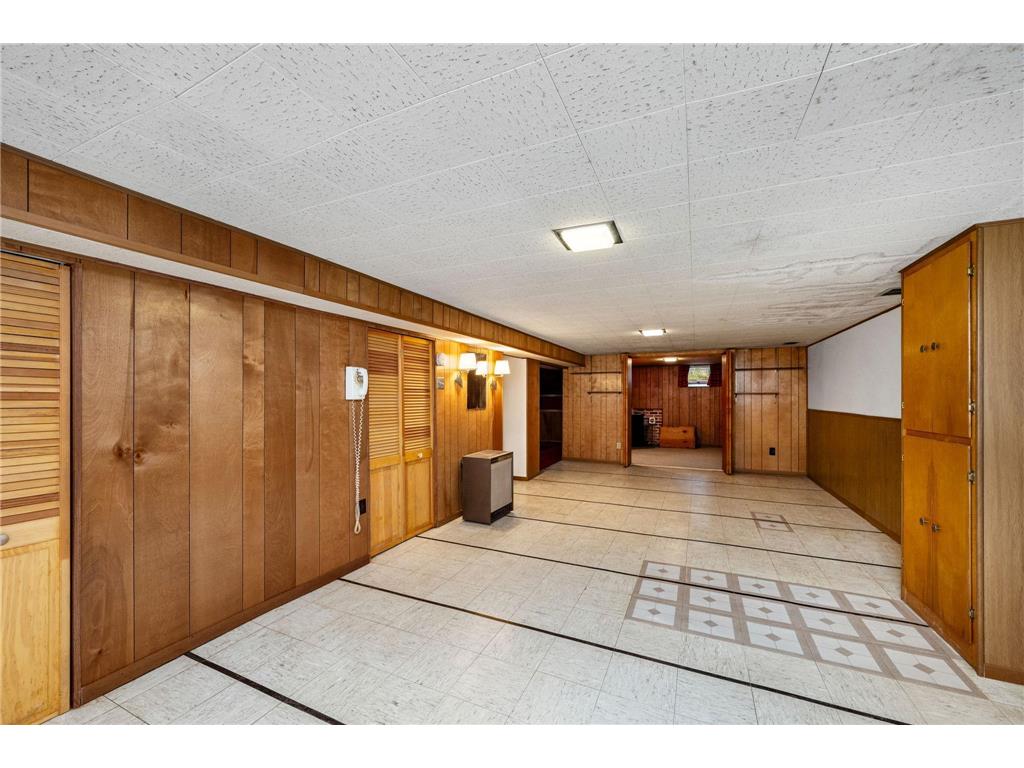 8214 32nd Place N Crystal MN 55427 6810944 image12