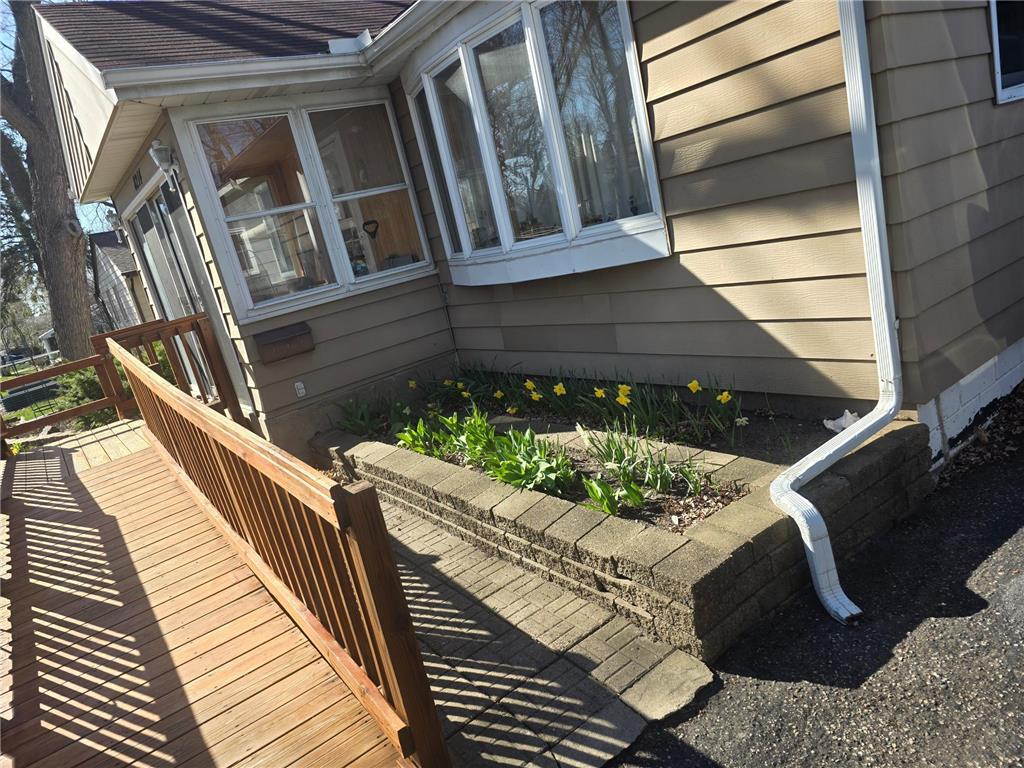 8214 32nd Place N Crystal MN 55427 6810944 image24