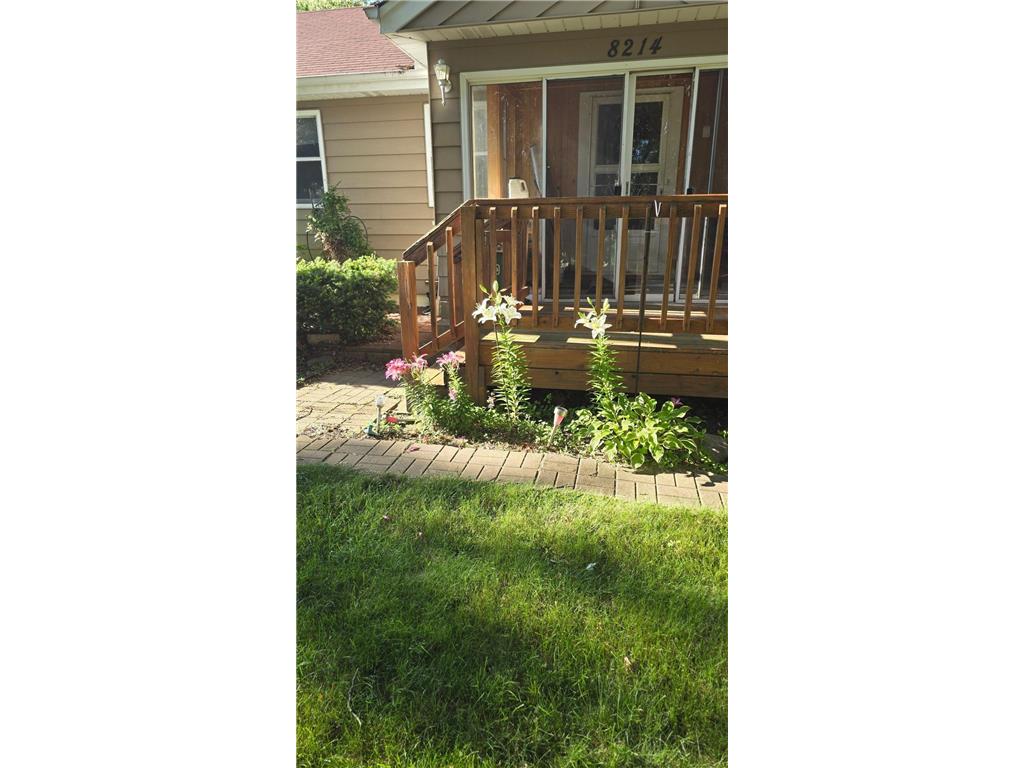 8214 32nd Place N Crystal MN 55427 6810944 image39