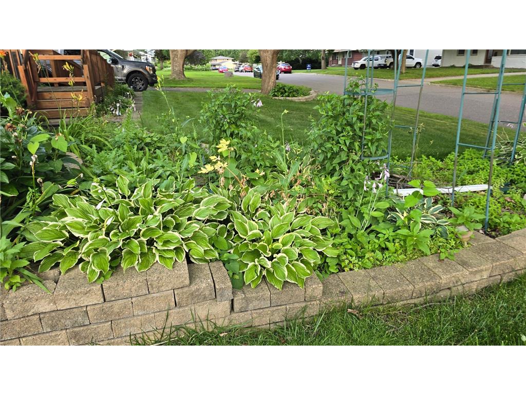 8214 32nd Place N Crystal MN 55427 6810944 image42