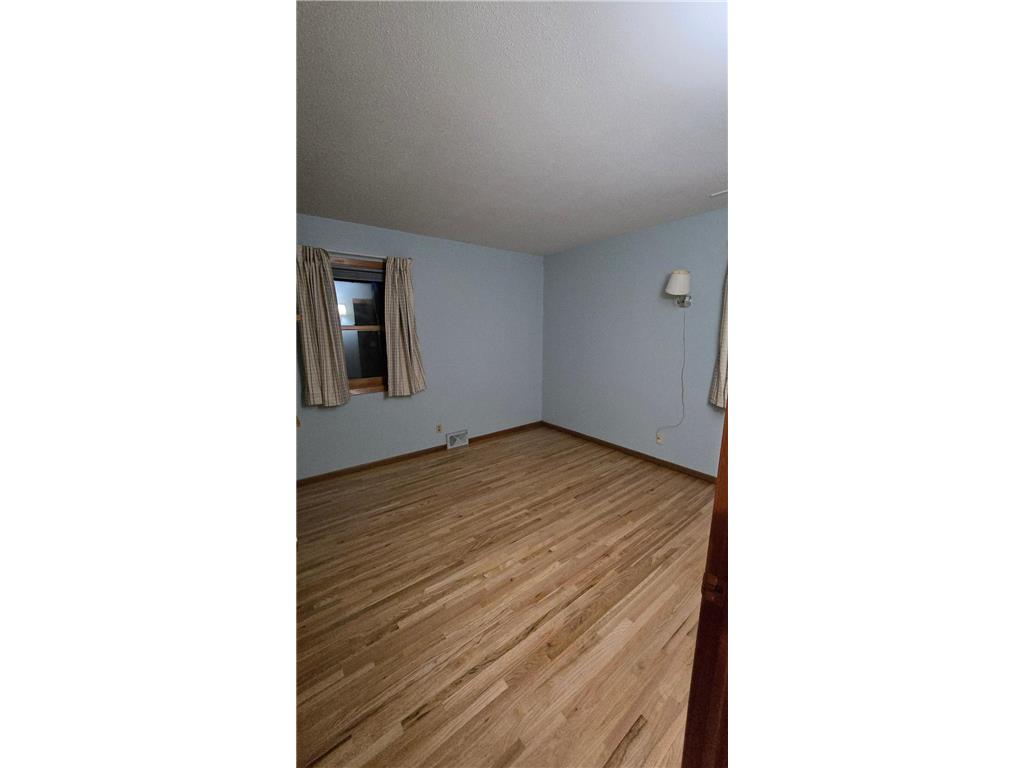 8214 32nd Place N Crystal MN 55427 6810944 image8