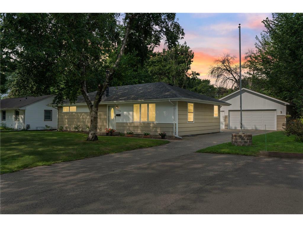 8214 5th Avenue S Bloomington MN 55420 6771033 image1