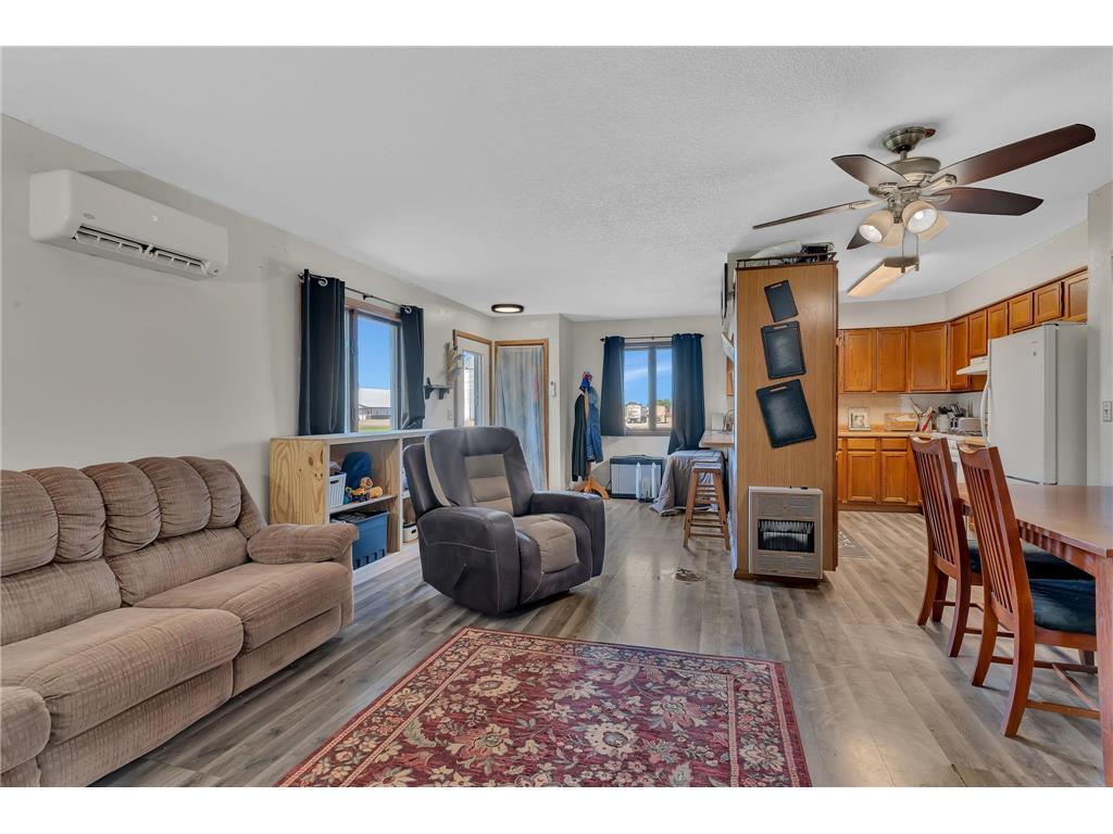 82140 370th Street Olivia MN 56277 7104894 image2