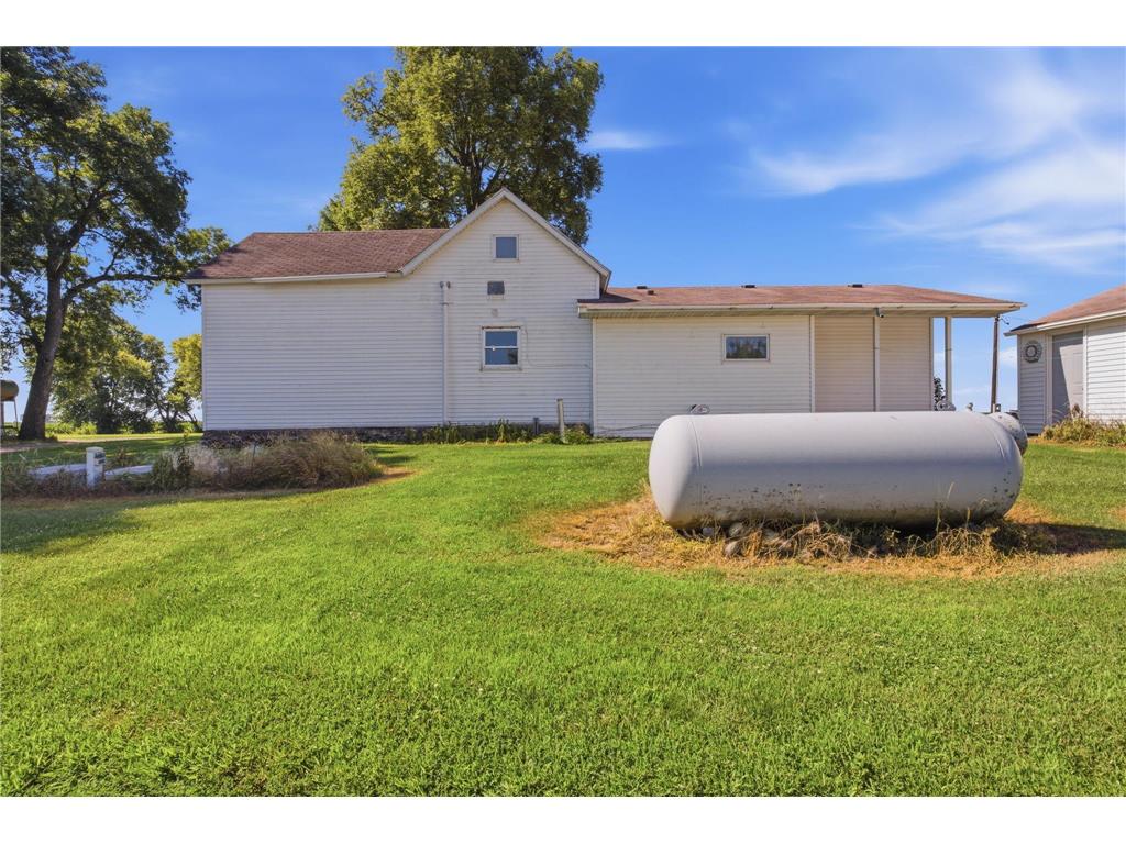 82140 370th Street Olivia MN 56277 7104894 image23