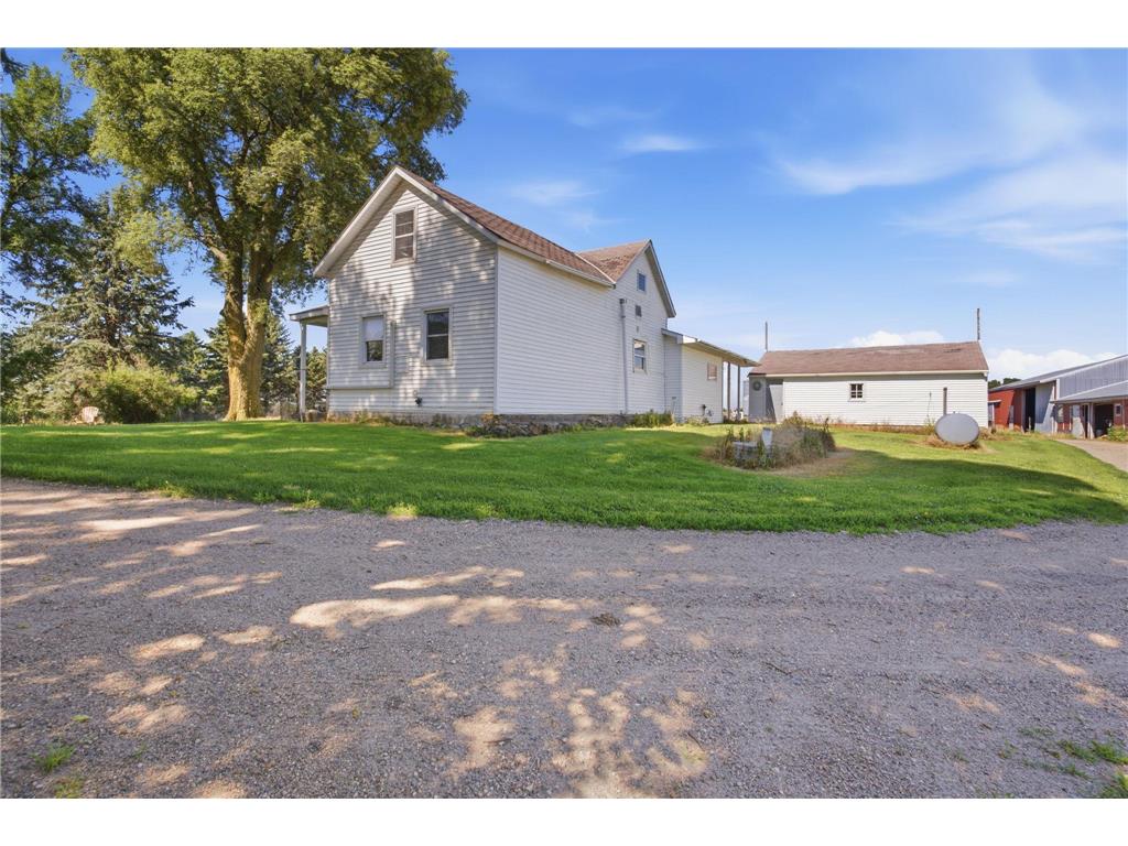 82140 370th Street Olivia MN 56277 7104894 image25