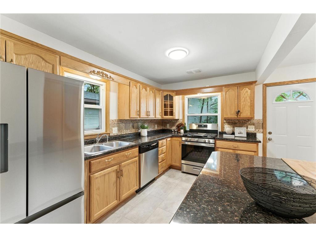 8215 11th Avenue S Bloomington MN 55420 6756708 image1