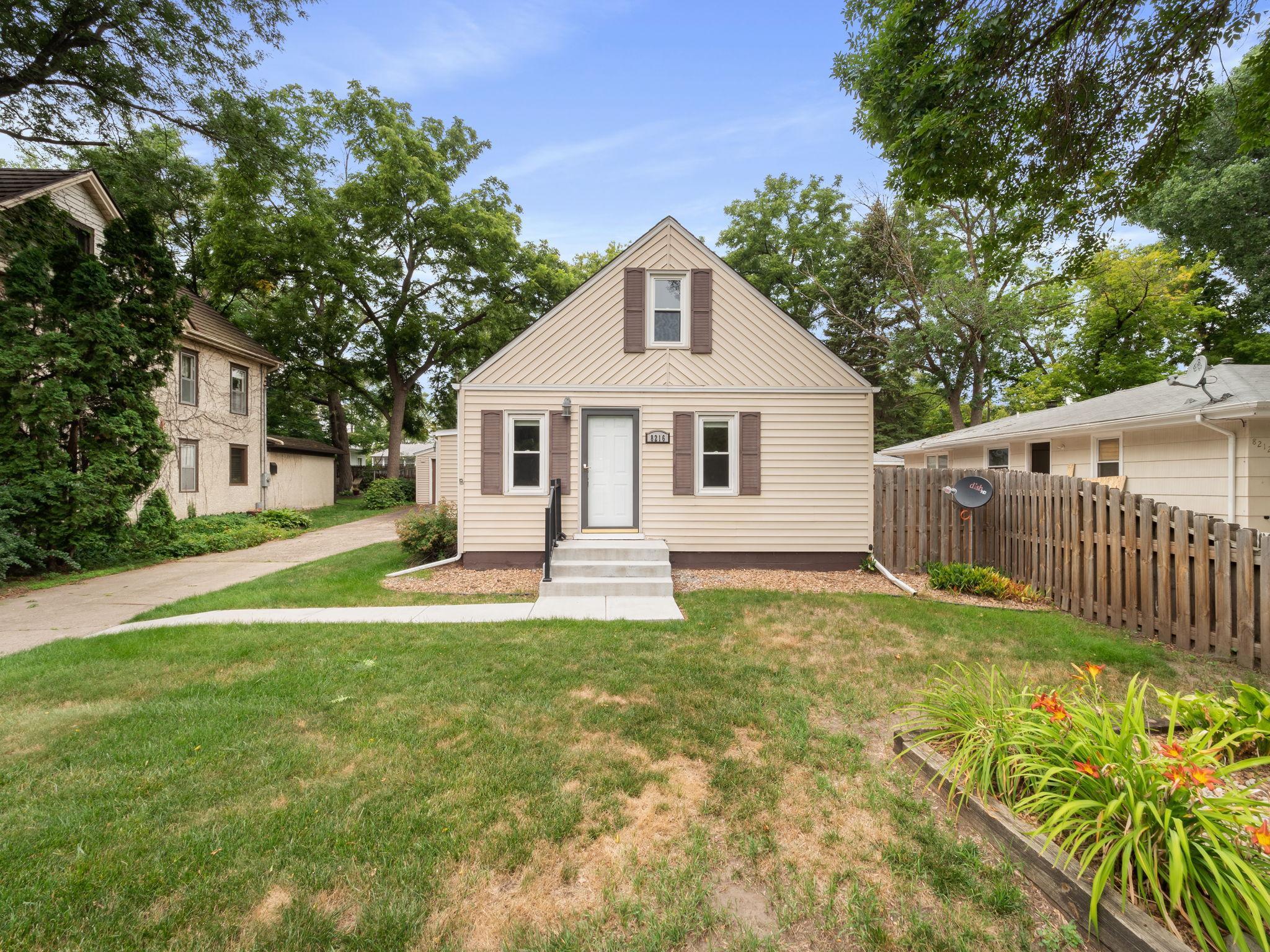 8216 Pillsbury Avenue S, Bloomington, MN 55420 MLS 6023468 Edina