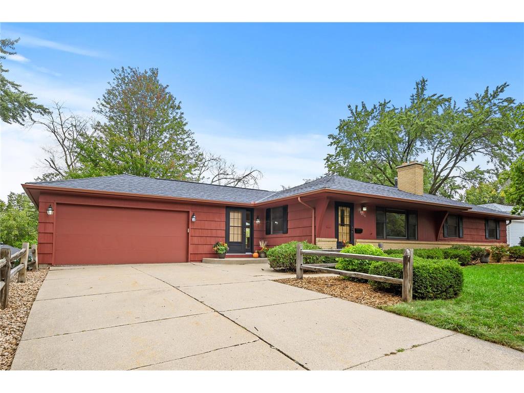 8216 Zenith Avenue S Bloomington MN 55431 6440675 image1