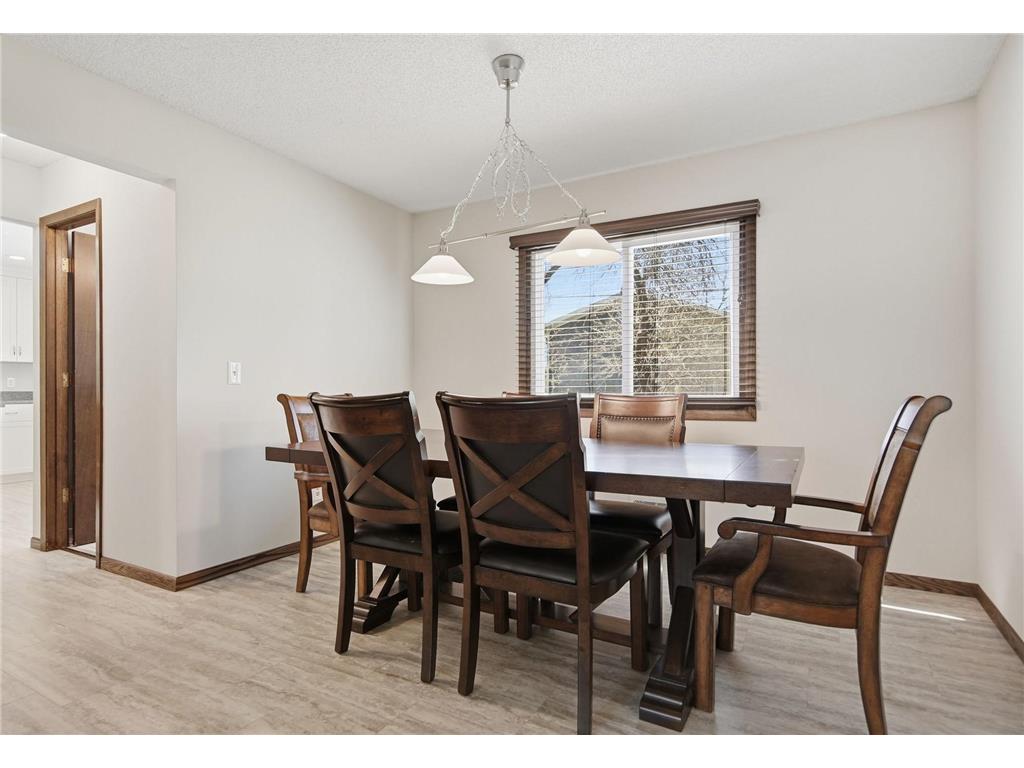 8217 28th Avenue N New Hope MN 55427 7072192 image14