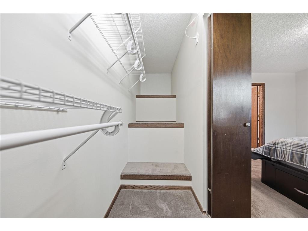 8217 28th Avenue N New Hope MN 55427 7072192 image21
