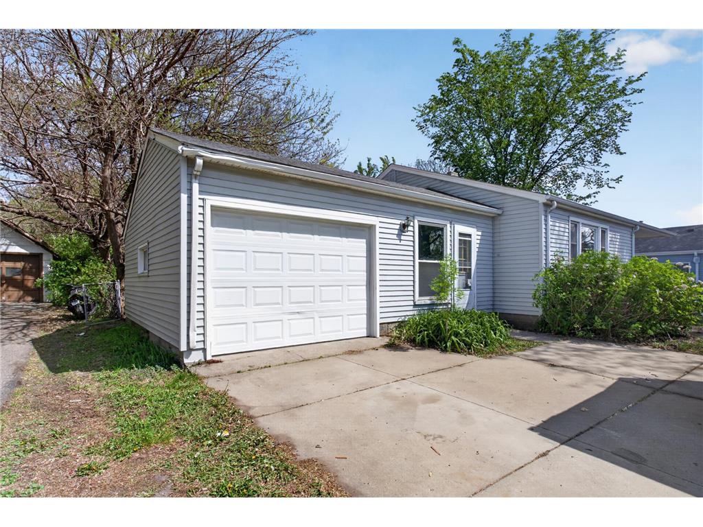 8217 Lyndale Avenue S Bloomington MN 55420 7074275 image2