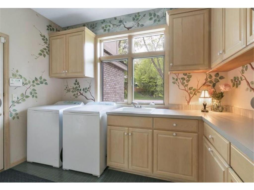 8217 W 93rd Street Circle Bloomington MN 55438 7091254 image17