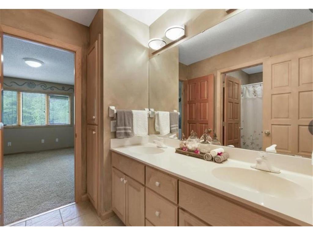 8217 W 93rd Street Circle Bloomington MN 55438 7091254 image25