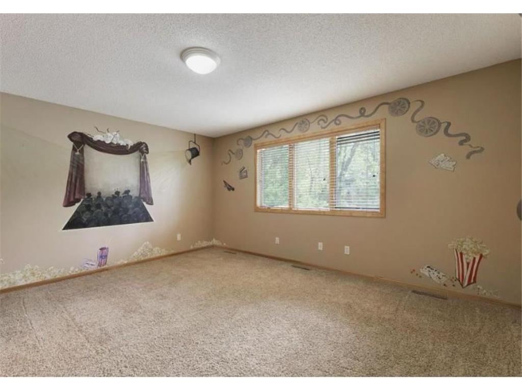 8217 W 93rd Street Circle Bloomington MN 55438 7091254 image27