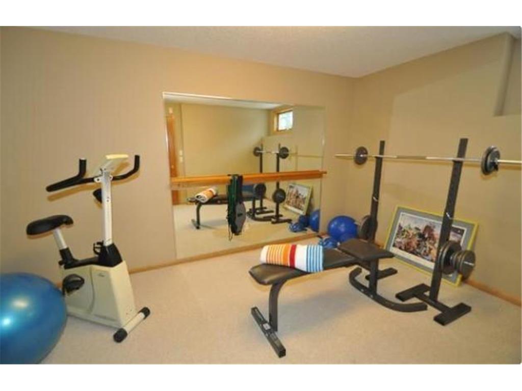 8217 W 93rd Street Circle Bloomington MN 55438 7091254 image36