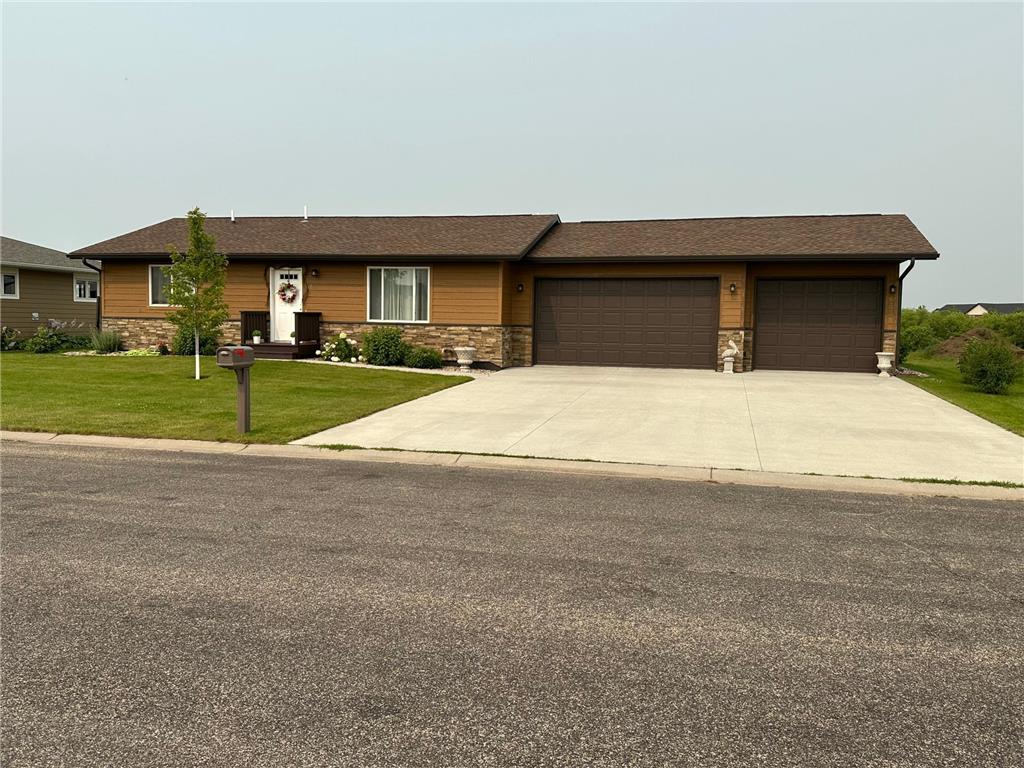 822 9th Ave. SW 9th Ave. Perham MN 56573 6402197 image1