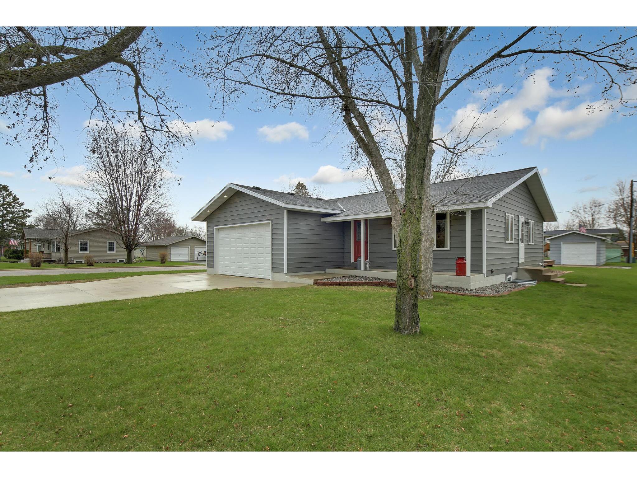 822 E Minnesota Street, Saint Joseph, MN 56374 MLS 5748453 Edina Realty