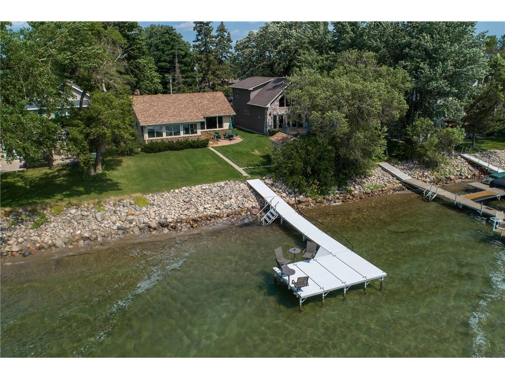 822 Lake Shore Drive Battle Lake MN 56515 - West Battle 6568456 image1