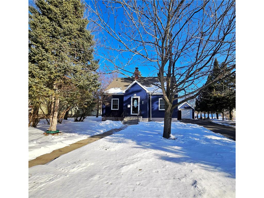 822 NW 3rd Avenue Grand Rapids MN 55744 6653460 image1