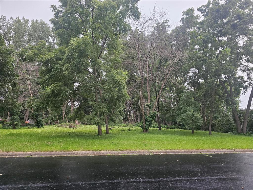 822 Palm Court Maplewood MN 55109 6683467 image2