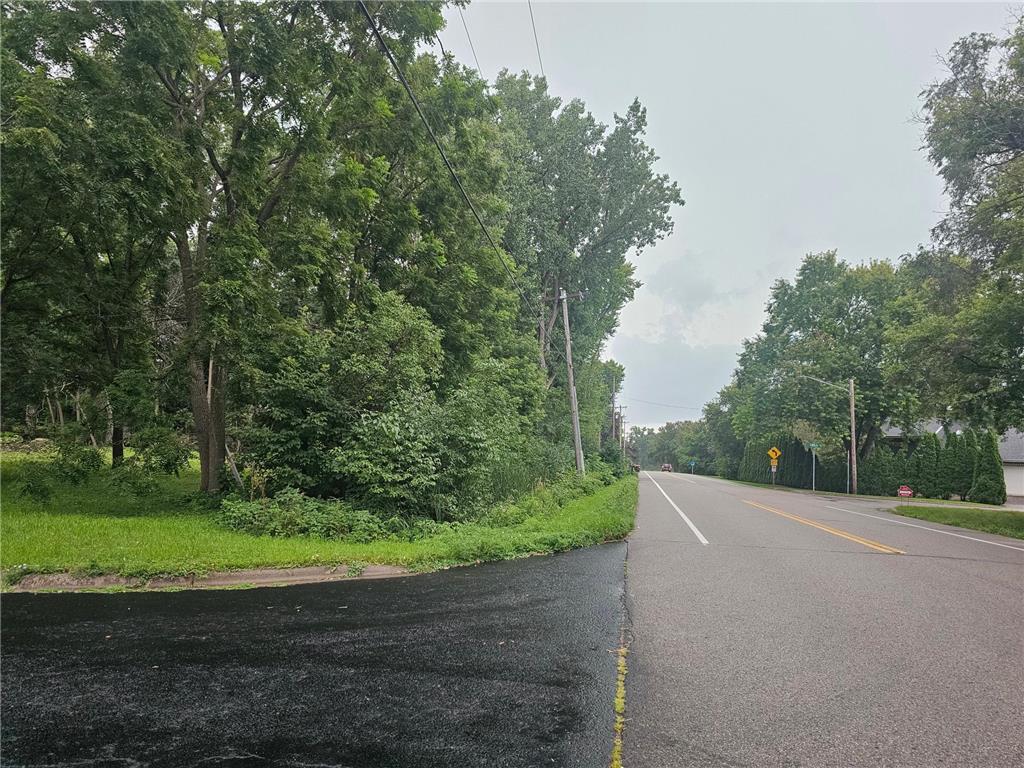 822 Palm Court Maplewood MN 55109 6683467 image4