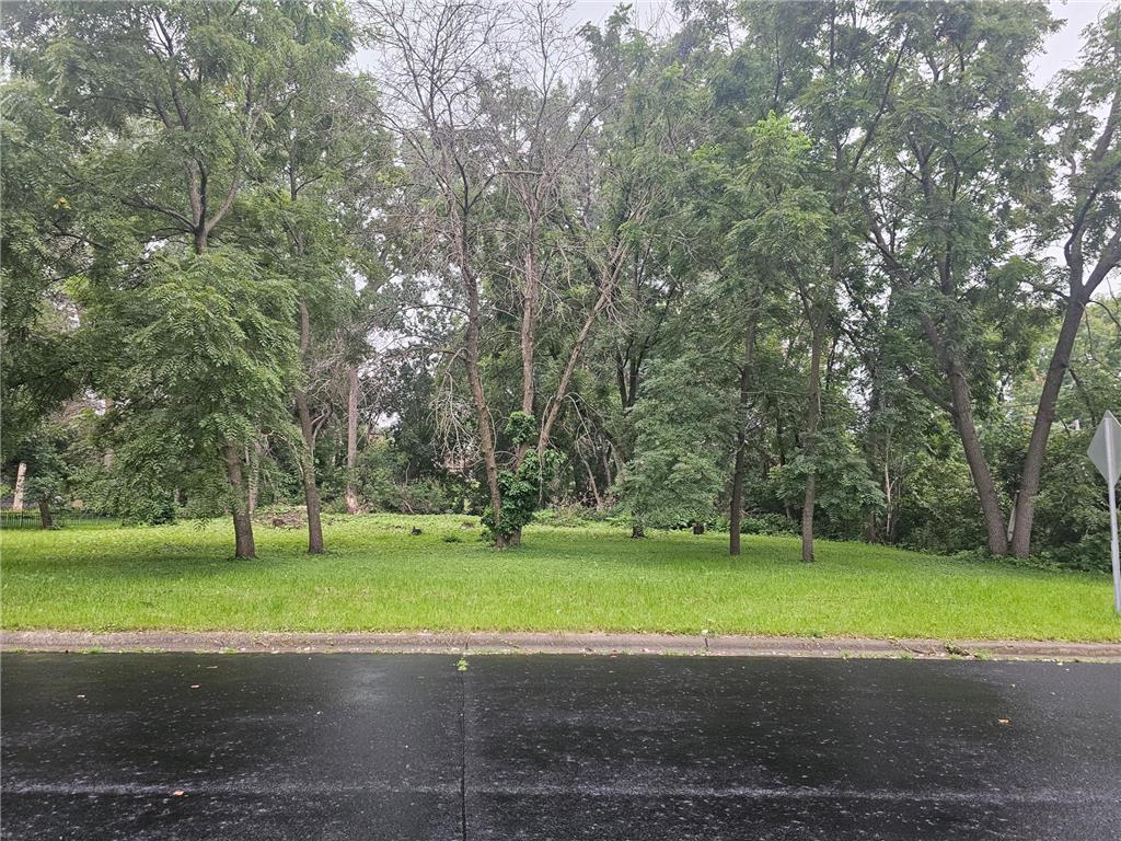 822 Palm Court Maplewood MN 55109 - Gervais 7047639 image1
