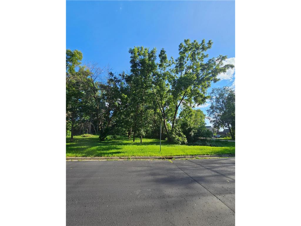 822 Palm Court Maplewood MN 55109 - Gervais 7047639 image9