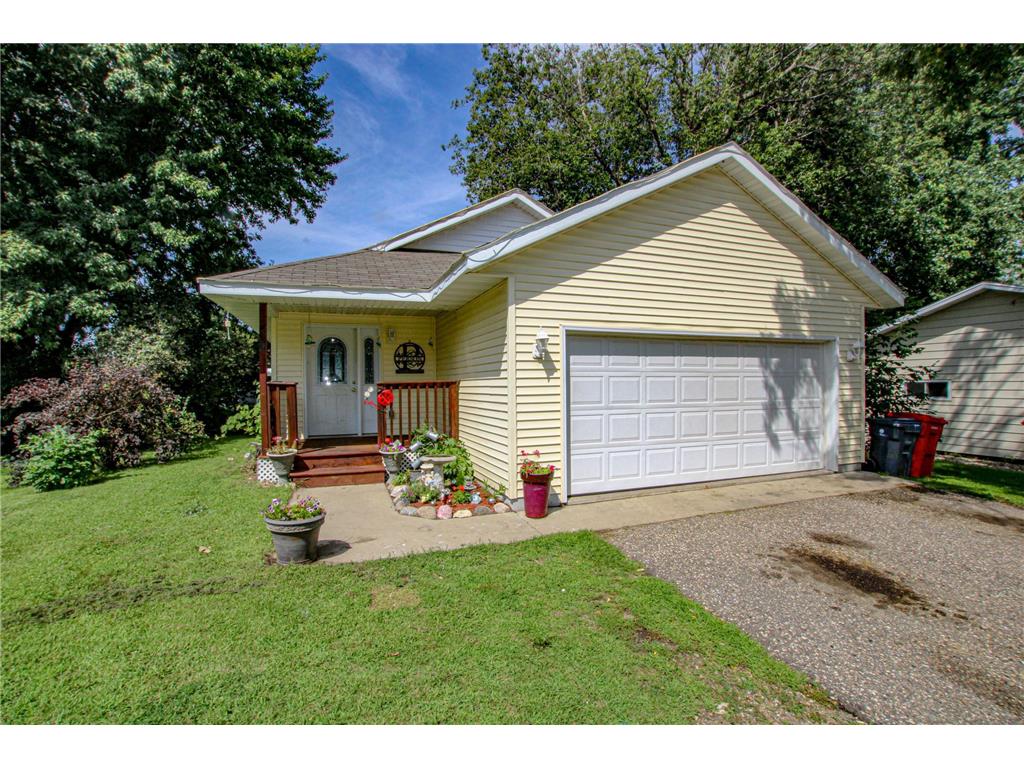 822 Quincy Street Alexandria MN 56308 6581912 image1