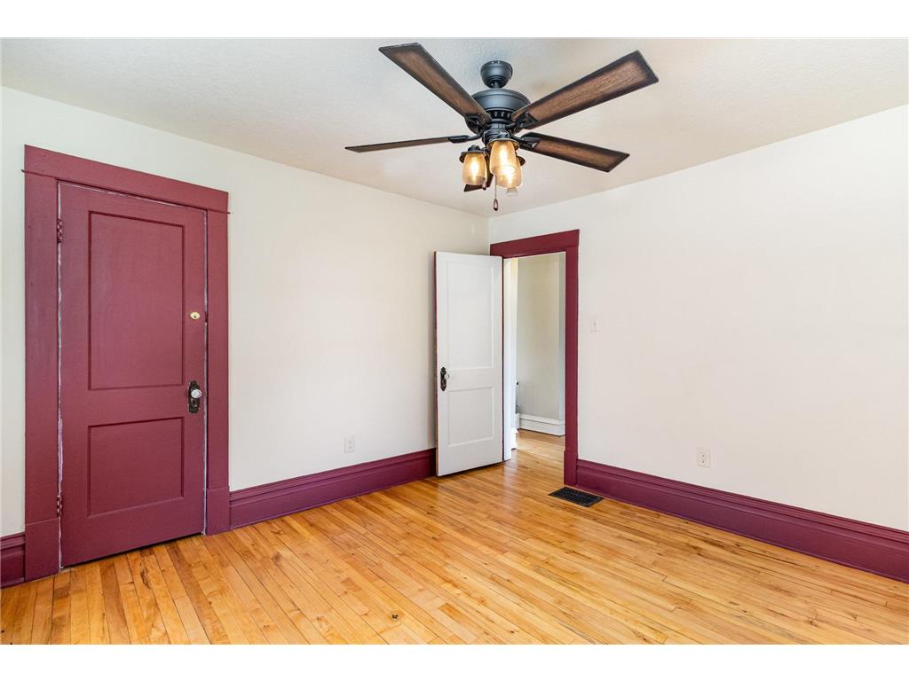 822 Smith Avenue S Saint Paul MN 55107 6754160 image10