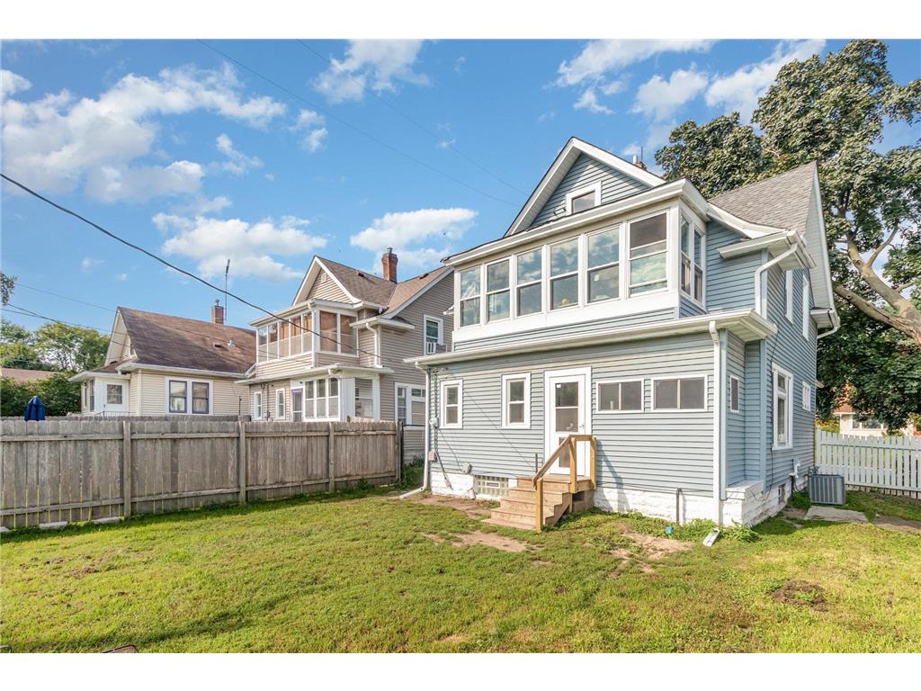 822 Smith Avenue S Saint Paul MN 55107 6754160 image16