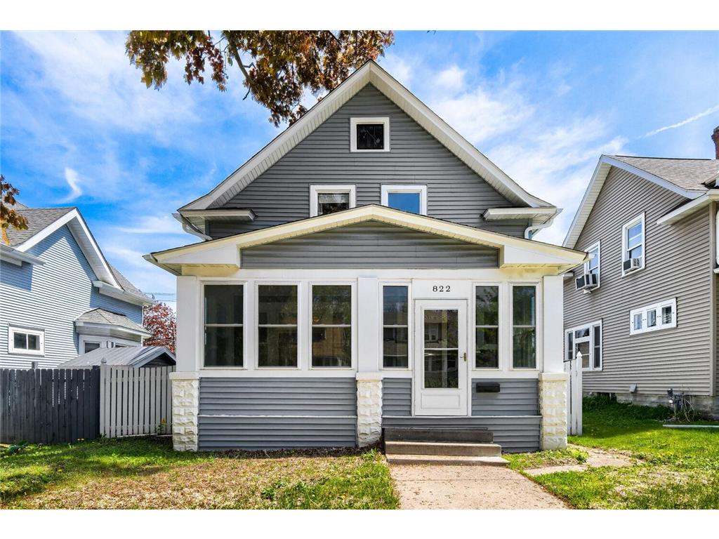 822 Smith Avenue S Saint Paul MN 55107 7074043 image1