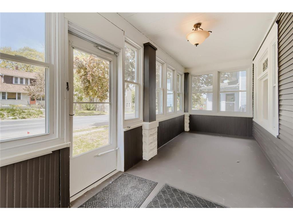 822 Smith Avenue S Saint Paul MN 55107 7074043 image13