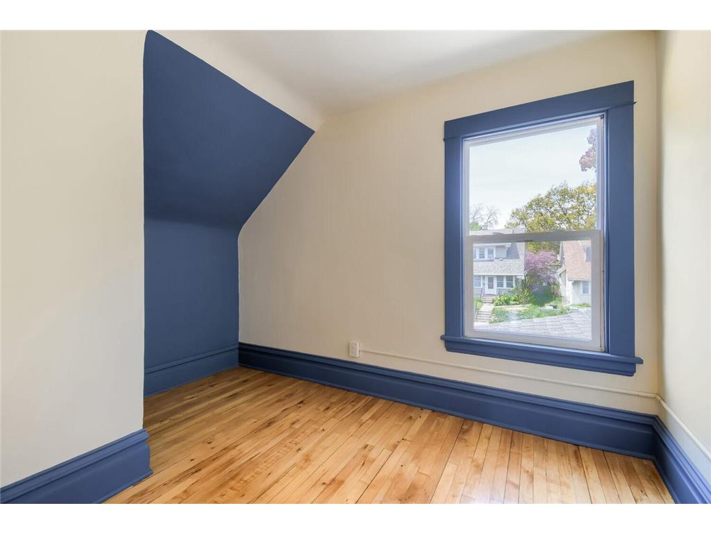 822 Smith Avenue S Saint Paul MN 55107 7074043 image18