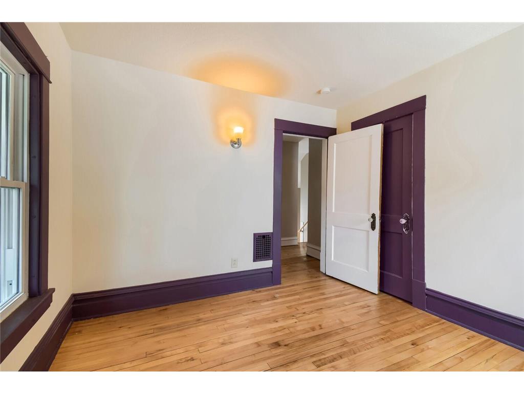 822 Smith Avenue S Saint Paul MN 55107 7074043 image21