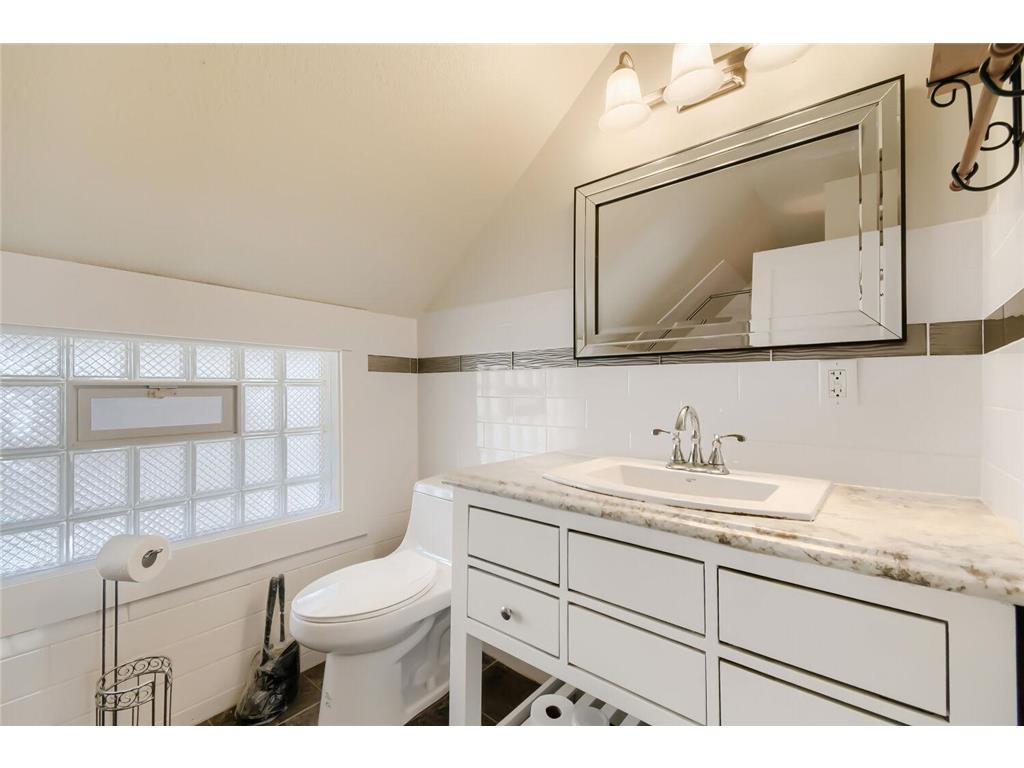 822 Smith Avenue S Saint Paul MN 55107 7074043 image22