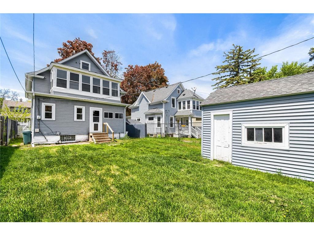 822 Smith Avenue S Saint Paul MN 55107 7074043 image25