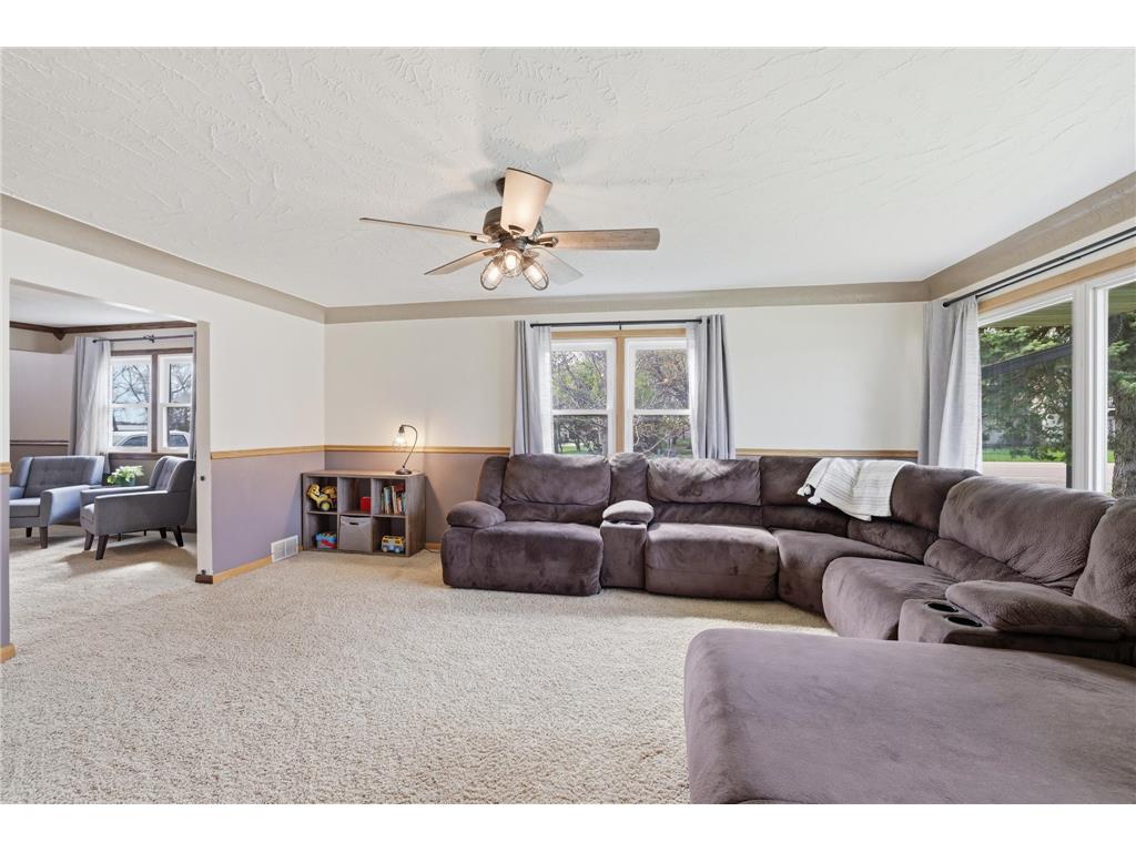 822 W Chandler Street Arlington MN 55307 7059963 image10