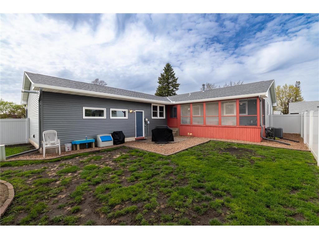 822 W Chandler Street Arlington MN 55307 7059963 image17