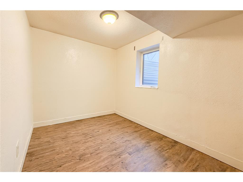 822 W Maple Avenue Fergus Falls MN 56537 7008996 image35