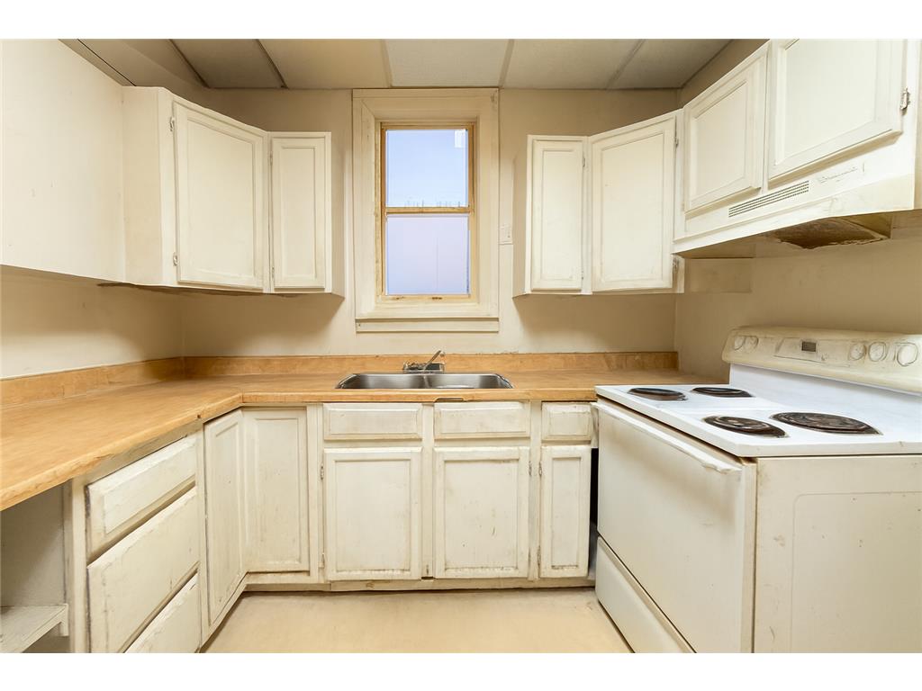 822 W Maple Avenue Fergus Falls MN 56537 7008996 image9