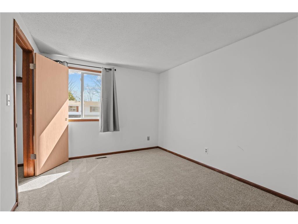 822 Woodgate Drive Vadnais Heights MN 55127 7050244 image15