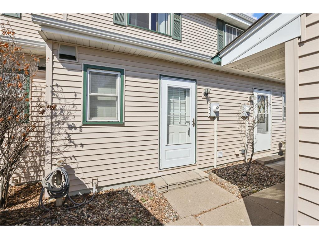822 Woodgate Drive Vadnais Heights MN 55127 7050244 image3