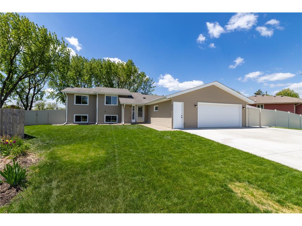 8220 208th Street W Lakeville MN 55044 7061288 image2